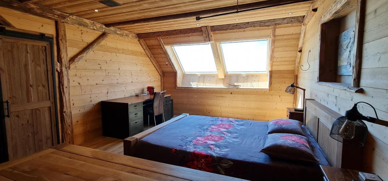 Chambres D'Hotes Le Repere Des Anges Et Spa Larnod Exterior photo